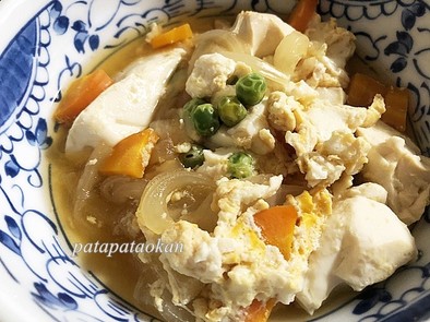 レンジで簡単♪豆腐と玉ねぎの煮物の写真
