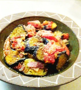 夏野菜のベーコン炒め