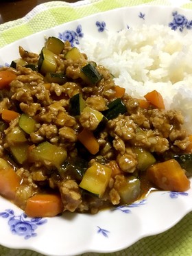 ズッキーニのドライカレー
