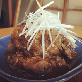 八角と花椒が香るスペアリブの黒酢煮