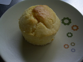 プチ桃バターケーキ