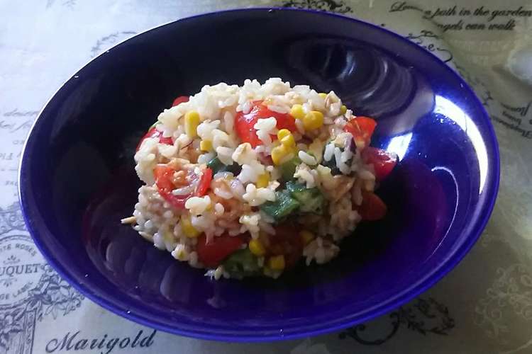 梅でさっぱり 夏野菜のサラダライス レシピ 作り方 By Atelier ｒ クックパッド 簡単おいしいみんなのレシピが376万品