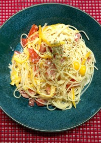 トマトとパプリカのスパゲティサラダ
