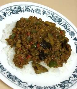 野菜たっぷり♪ドライカレー
