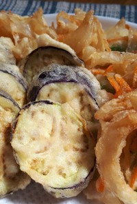 なすの天ぷらと野菜のかき揚げ！
