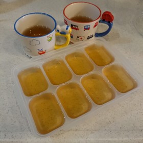 離乳食ベビーの水分補給に!麦茶寒天ゼリー