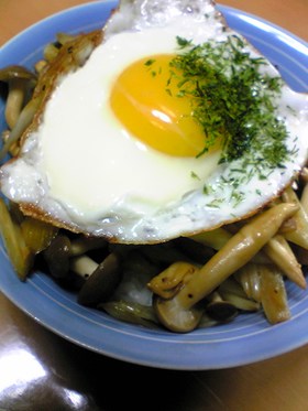 セロリ大好き☆セロリきのこ丼