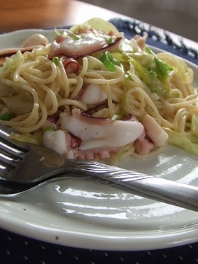 ゆで蛸とキャベツのパスタ