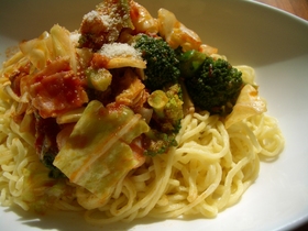万能トマトソースで作る春キャベツパスタ