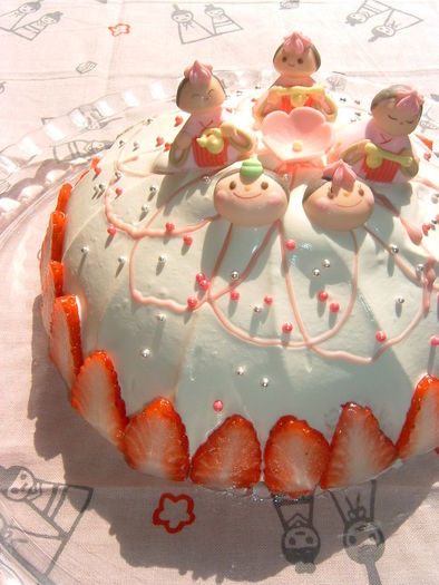 ひな祭りに♪菱餅風レアチーズドームケーキの写真