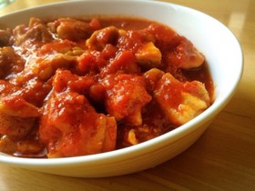 トマト缶で簡単☆鶏もも肉のトマト煮