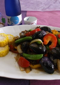 夏野菜とヘタ紫茄子の炒め物