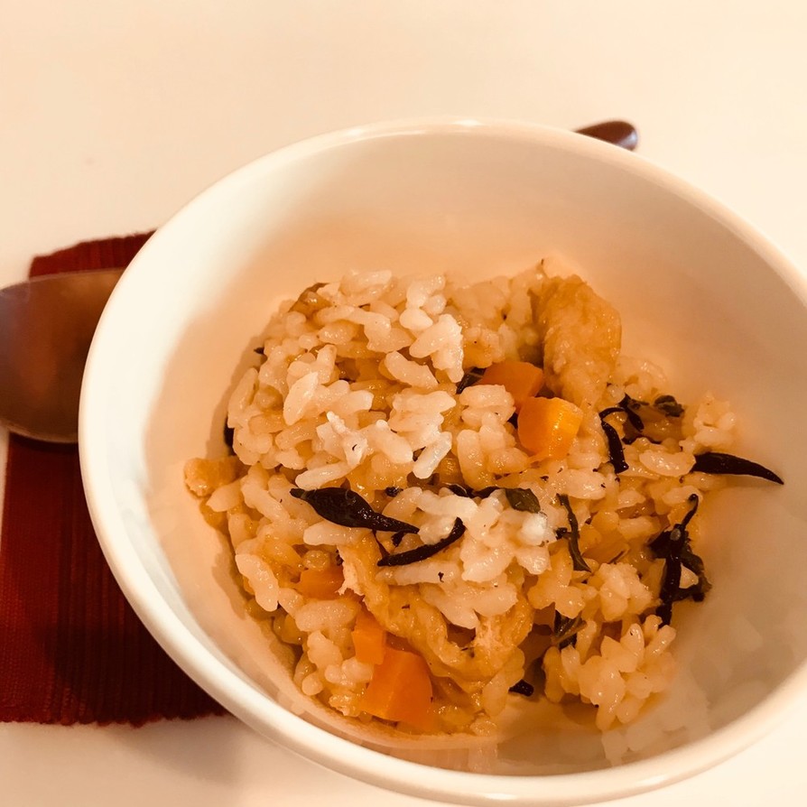 [離乳食完了期]小松菜の炊き込みご飯の画像