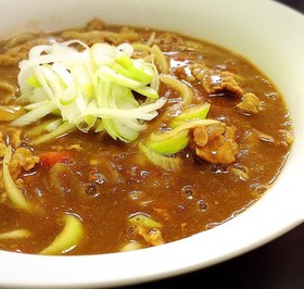 めんつゆで簡単☆リメイクカレーうどん