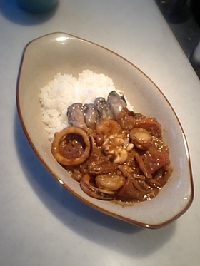 タチとカキのシーフードカレー