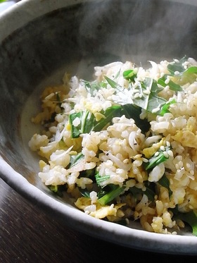 あみえびと水菜 ナンプラーで炒飯