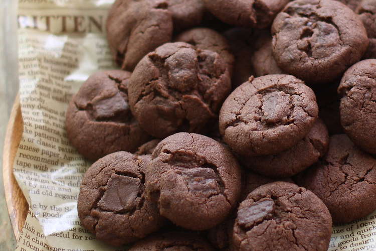 サックサク チョコクッキー レシピ 作り方 By れっさーぱんだ クックパッド 簡単おいしいみんなのレシピが374万品