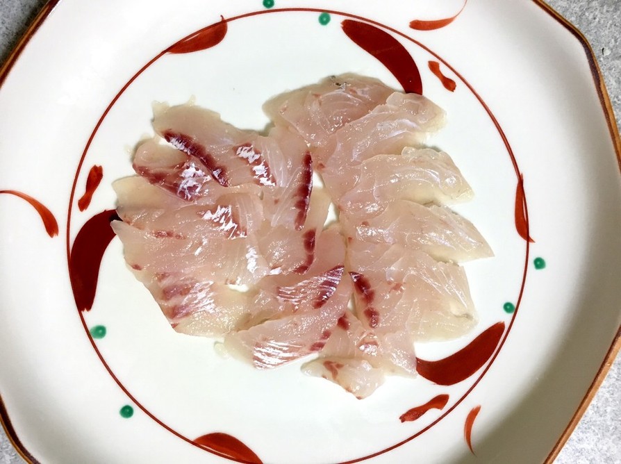 美川天然真鯛のお刺身の画像