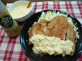 チキンのカリカリ揚げ✿ごまタルソースで