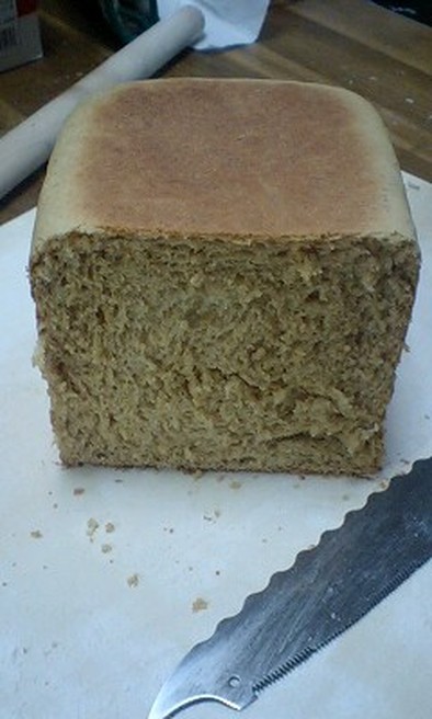 レンジ発酵パン　黒糖食パンの写真