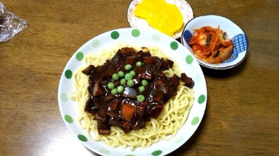 チャジャンミョン（韓国風ジャージャー麺）の写真