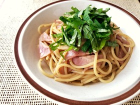 ポン酢で簡単*ベーコンと大葉の和風パスタ