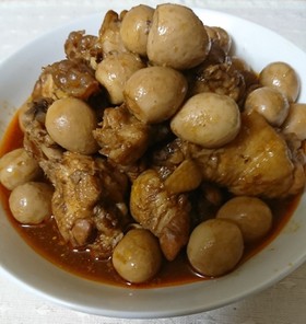 簡単☆手羽元とうずらのピリ辛さっぱり煮