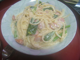 ほうれん草のクリームパスタ