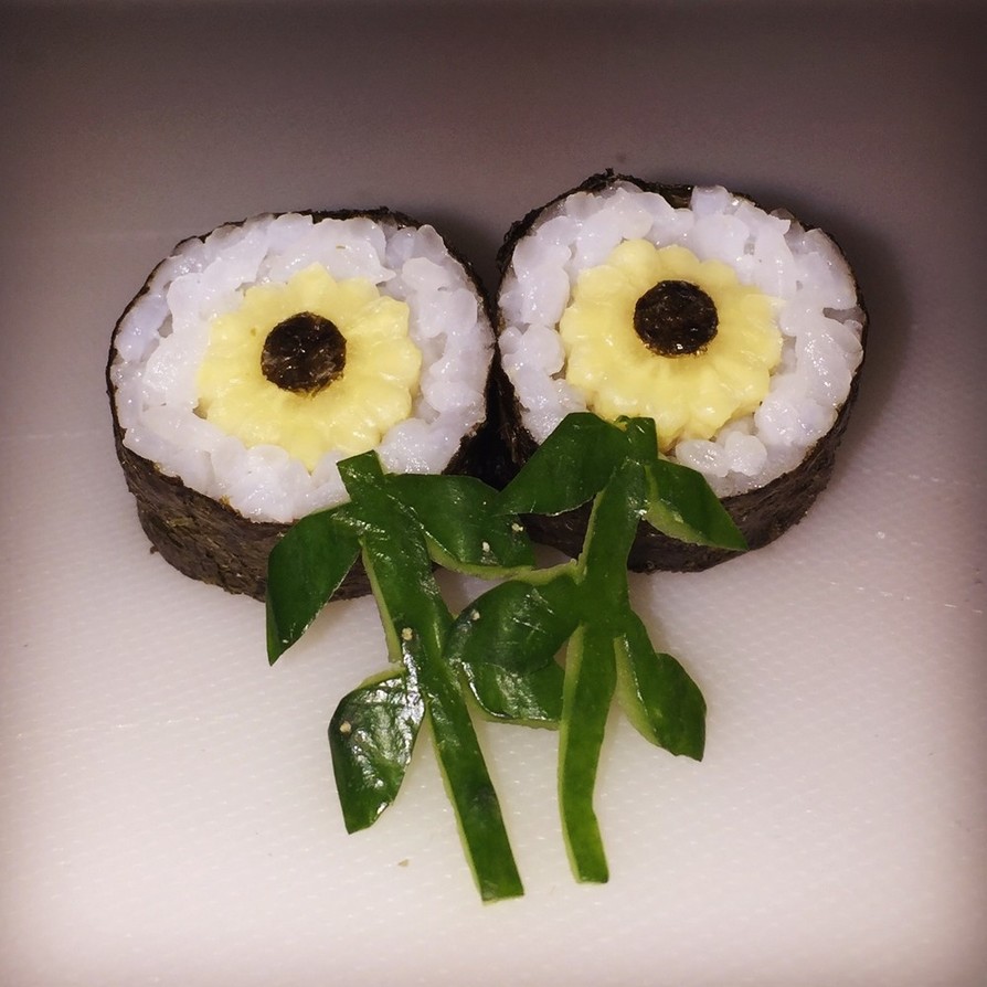 寿司型・模様巻き(ヒマワリ2個・弁当用)の画像