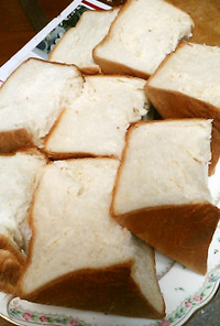 食パン１本を、三角に切る方法