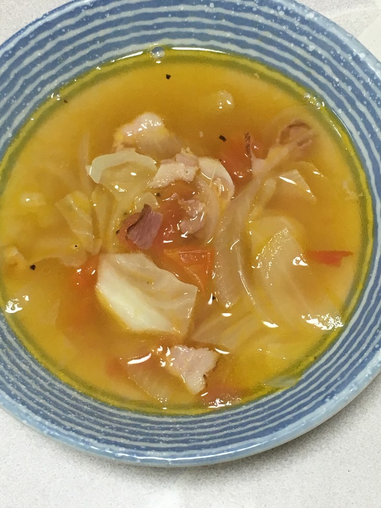 パスタに合う簡単野菜コンソメスープ