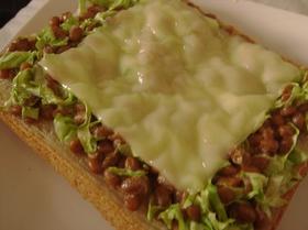 うまうま☆キャべ納豆トースト