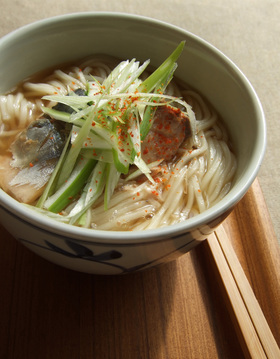 さば缶うどん