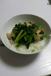 中華粥(行者ニンニクと豚肉の塩炒めのせ)