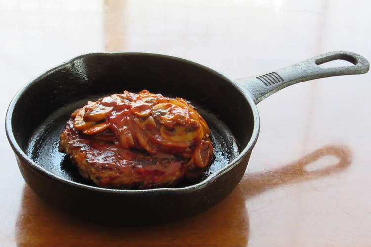 豚ひき肉のハンバーグマッシュルームソース レシピ 作り方 By ﾋﾟｰさんのﾟｰﾟﾟ クックパッド 簡単おいしいみんなのレシピが366万品