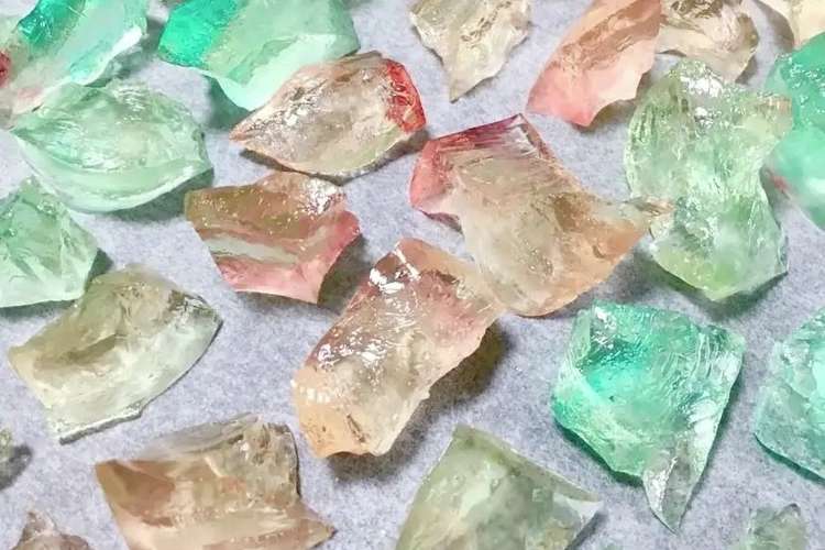宝石みたいなお菓子 簡単 琥珀糖 レシピ 作り方 By Tatuki07 クックパッド 簡単おいしいみんなのレシピが360万品