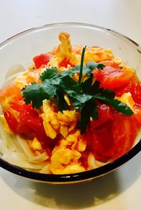 3分！超簡単な中華料理-トマト卵麺/飯