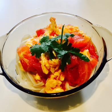 3分！超簡単な中華料理-トマト卵麺/飯の写真