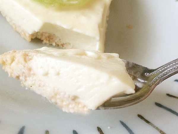 簡単美味しい「濃厚レアチーズケーキ」
