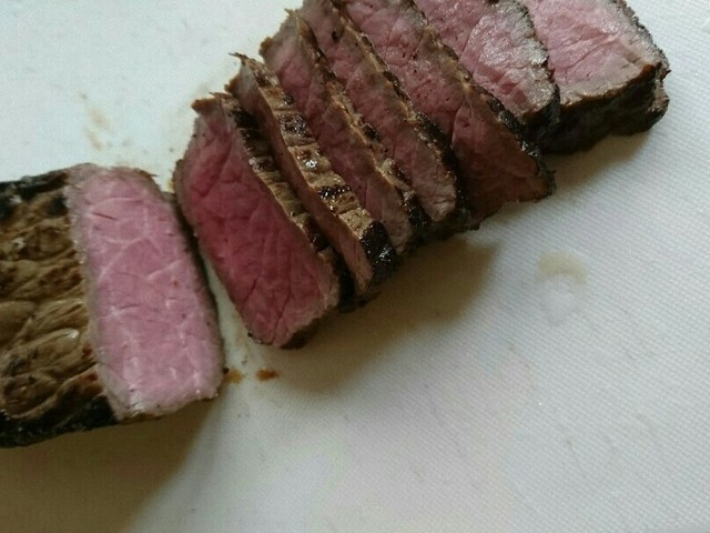 失敗なしローストビーフ レシピ 作り方 By Suttin クックパッド 簡単おいしいみんなのレシピが352万品