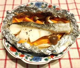 ヘルシーな鱈のレモンバターホイル焼き