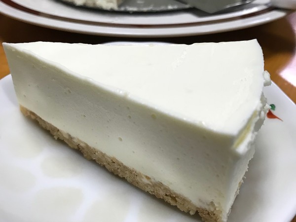 濃厚激うまレアチーズケーキ