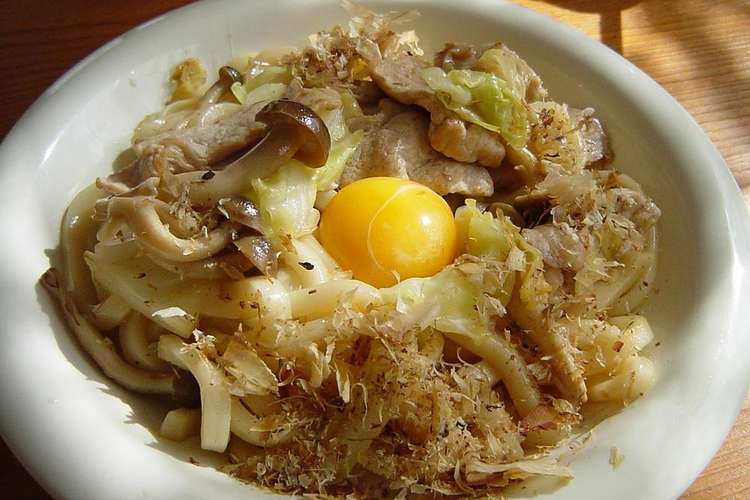 超 美味しい 月見焼きうどん レシピ 作り方 By Pumpoo クックパッド
