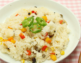 菜食レシピ★炊飯器でカンタン♪野菜ピラフ