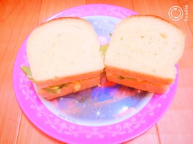 サンドイッチ~卵とツナ入りカレーポテト~