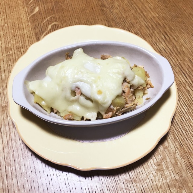 残った焼き鮭でグラタン風 レシピ 作り方 By おばんドス クックパッド