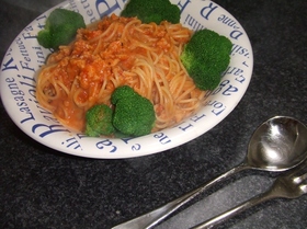 甘エビのトマトクリームパスタ