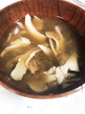 まいたけ茶リメイクで味噌汁!