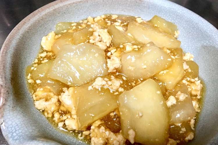冬瓜と鶏ひき肉の煮物 レシピ 作り方 By ４人娘ｍａｍａ クックパッド 簡単おいしいみんなのレシピが352万品