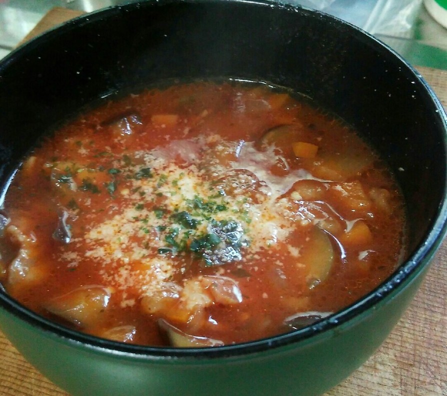 トマトジュースで野菜スープの画像